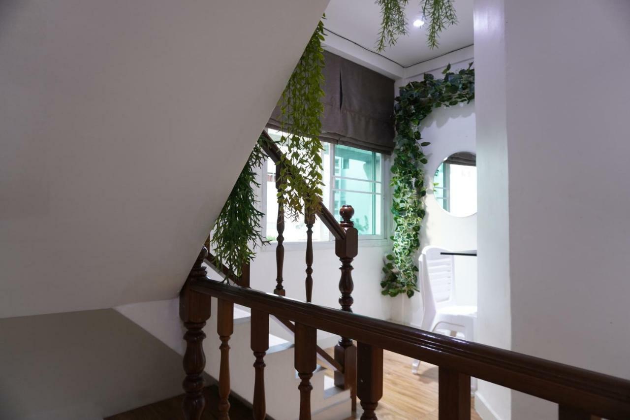 Hostel Beebedz Bangkok Zewnętrze zdjęcie